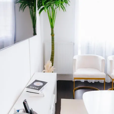 Appartement Luxueux, Neuf & Equipe A Versailles, Saint-Cyr-lʼÉcole Buitenkant foto