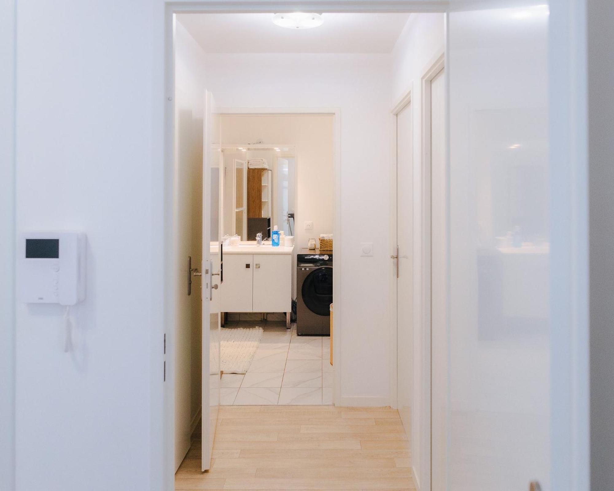 Luxueux, Neuf & Equipe A Versailles, Apartment